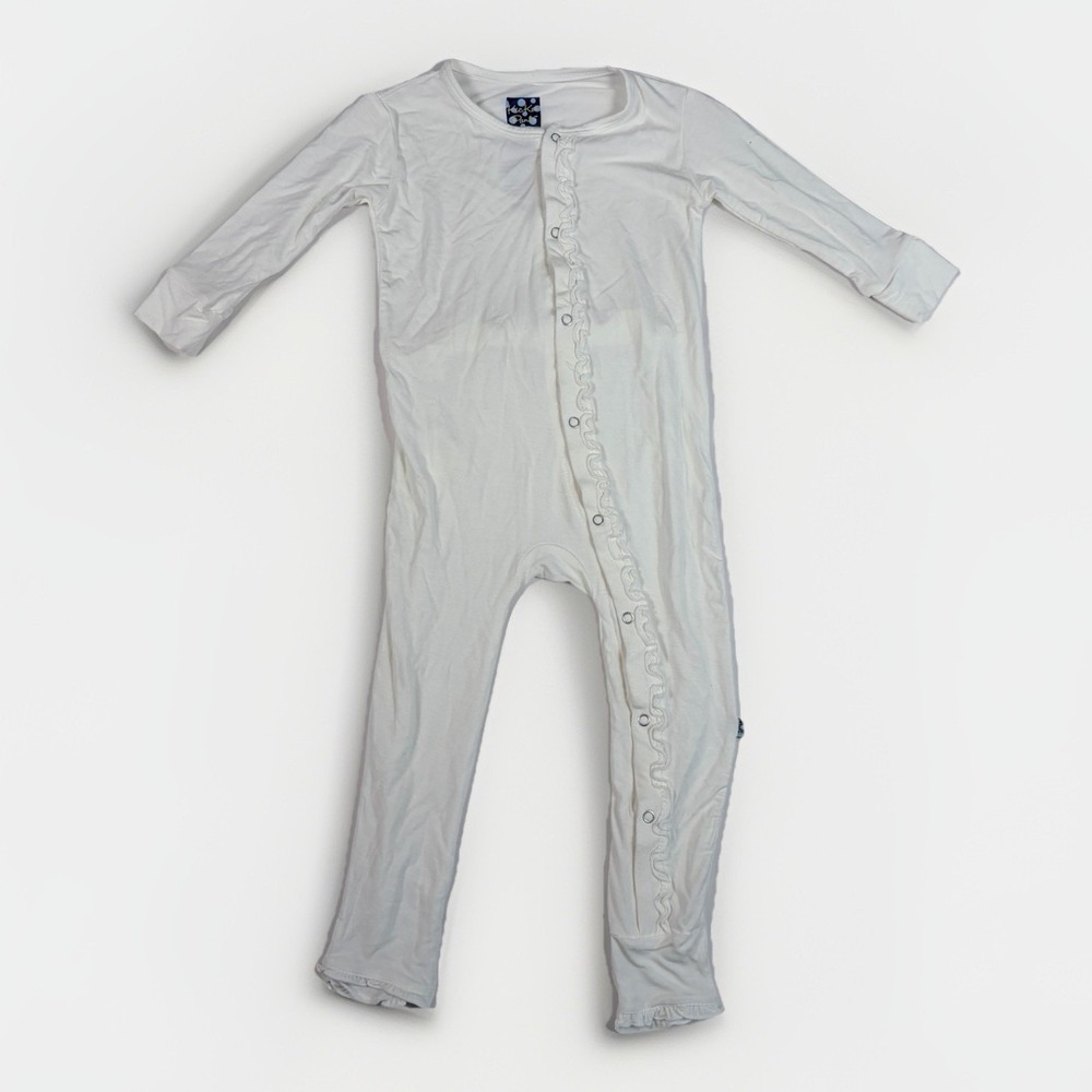 NWT Kickee Pants‎ Muffin Ruffle Footie with Snaps in White Bamboo 18-24M